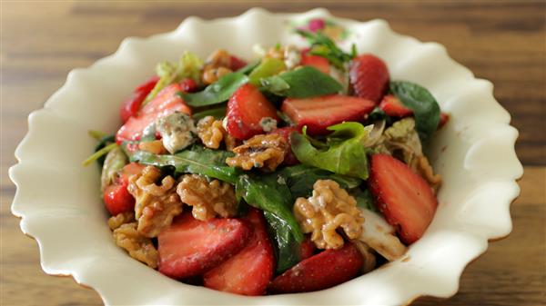 Strawberry Lettuce Salad Recipe