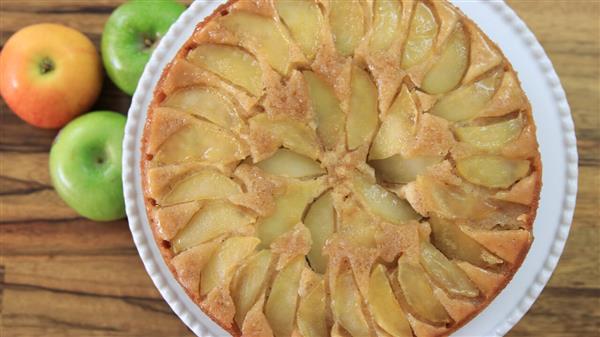 Upside-Down Apple Cake Recipe