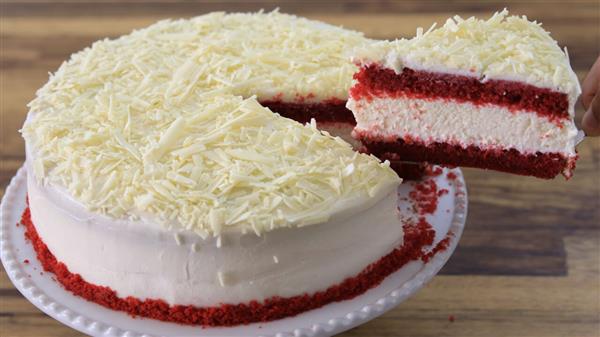 Red Velvet Cheesecake Cake Recipe