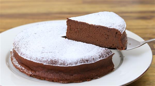 2-Ingredient Chocolate Cake Recipe