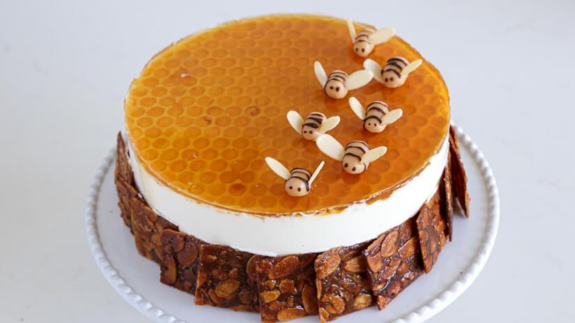 Honeycomb Mousse Cake | Honey Cake Recipe | Beehive Cake